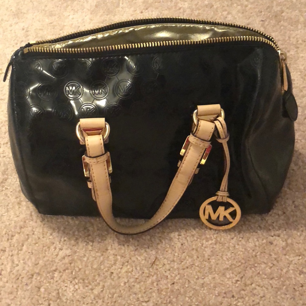 Large Micheal Kors bag